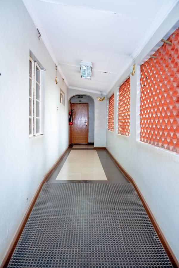 Jupiter Guest House - Parklands Nairobi Esterno foto