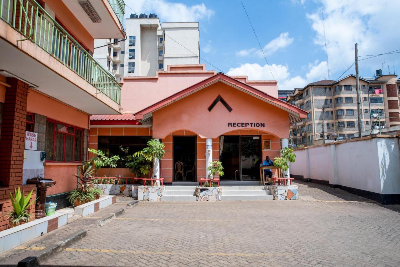 Jupiter Guest House - Parklands Nairobi Esterno foto