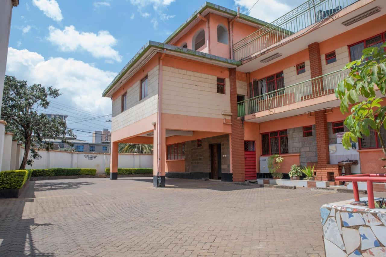 Jupiter Guest House - Parklands Nairobi Esterno foto